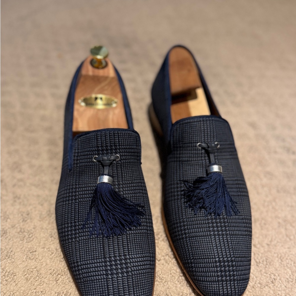 Mezlan Navy Loafers with Tassels - Picture 2 of 4